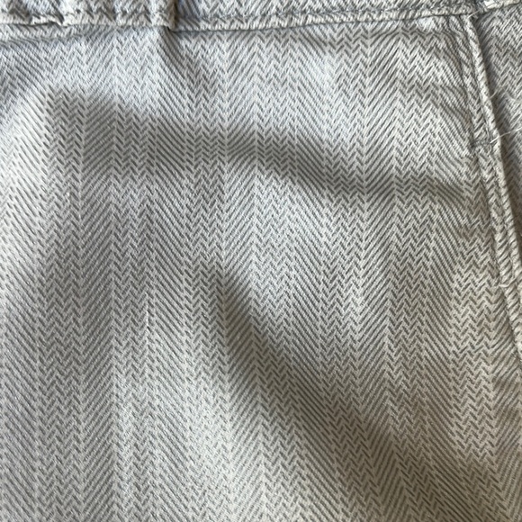 Bevy Flog - Picture 3 of 7